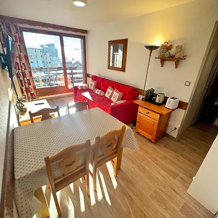 Balcony With A View - In And Out By White House * Val Thorens
