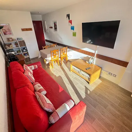 Balcony With A View - In And Out By White House * Val Thorens